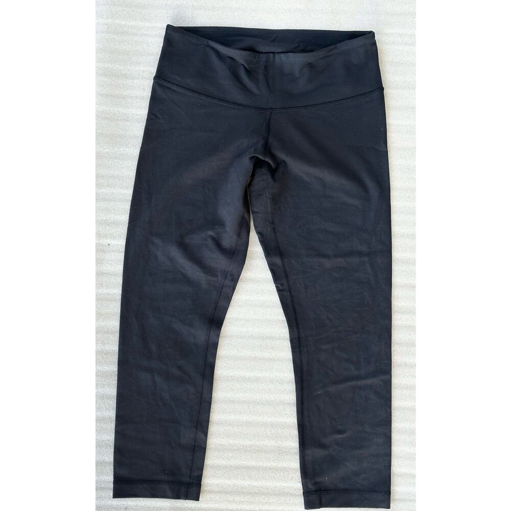 Lululemon Cropped Leggings Black Size 6 | Athletic Yoga Pants